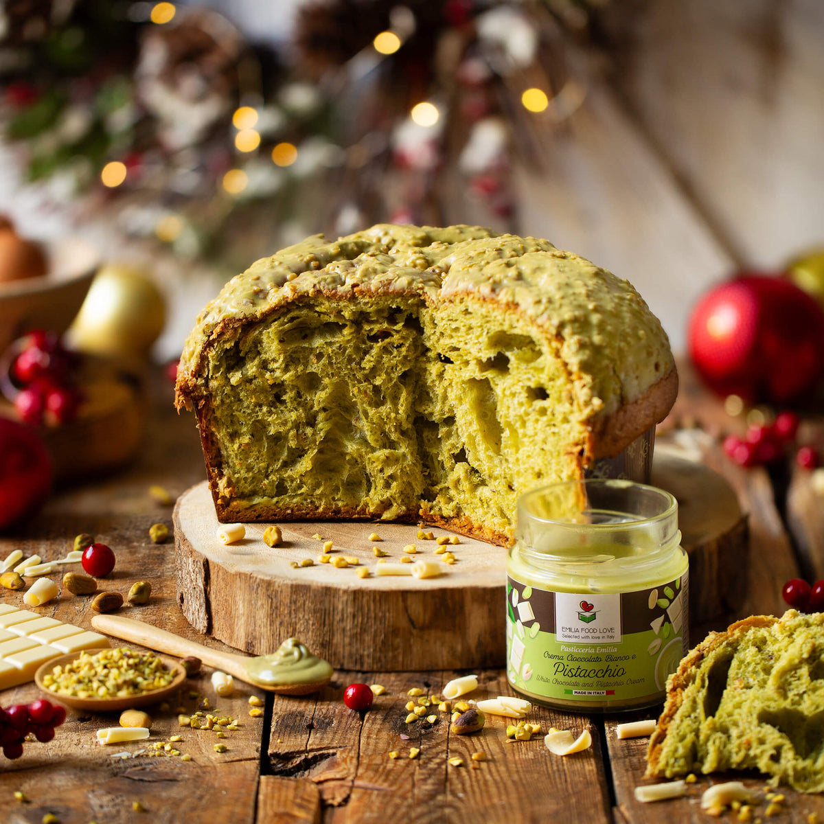 Pistachio Panettone - EMILIA FOOD LOVE Selected with love in Italy